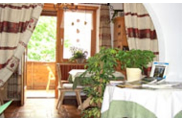 Pension de famille Eyrs 4